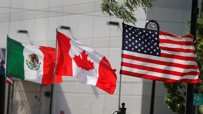 New U.S.-Canada-Mexico trade pact avoids tariffs: 'historical transaction'